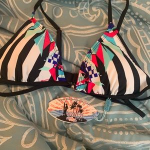 NWT BINGO Size L Multi Colored Bikini Top